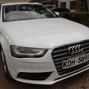 Audi A4 Avant 2.0T Pearl 2015 88,0000 Kms (RESERVED)