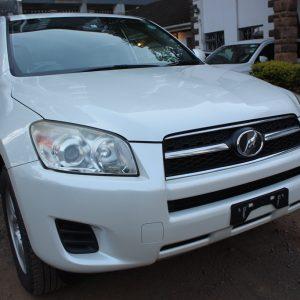 Toyota Rav4 4WD Style 2015 80,000 Kms (RESERVED!!!)