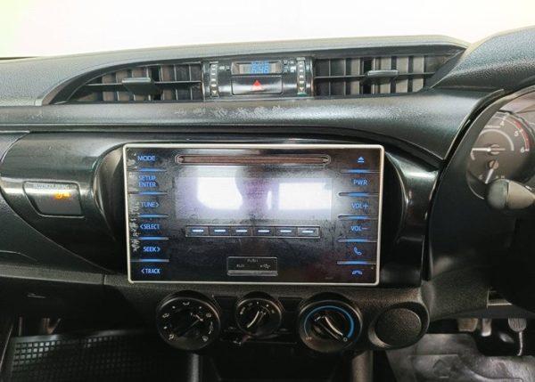 Toyota Hilux Revo 2400cc Single cab 2WD pickup Hi lift, 2018 90,000 Kms (SOLD!) - Image 10