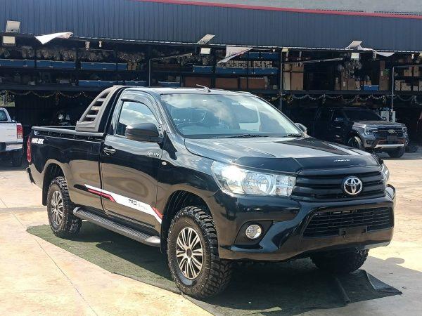 Toyota Hilux Revo 2400cc Single cab 2WD pickup Hi lift, 2018 90,000 Kms (SOLD!)