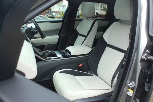 Range Rover Velar R Dynamic 250S AWD 2018 Glass roof 38,000 Kms - Image 15