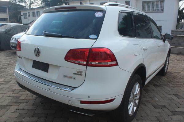 VW Touareg V6 3.6 FSi Blue Motion 2014 78,000 Kms - Image 3