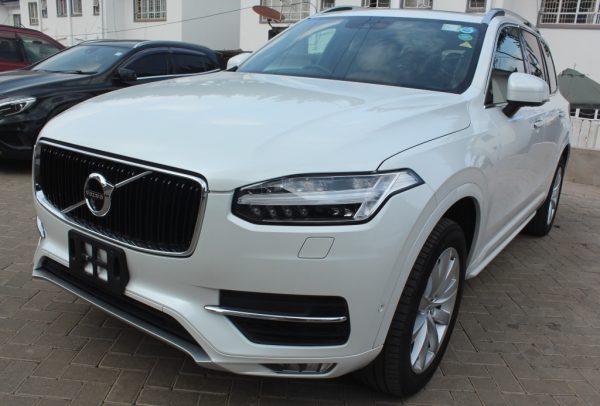 Volvo XC90 T5 AWD 7 Seater 2017 58,000 Kms - Image 2