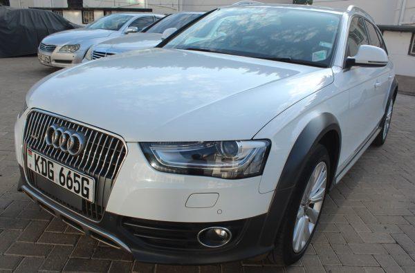 Audi A4 All Road Quattro Leather 2014 105,000 Kms - Image 2