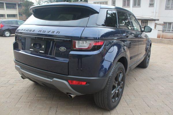 Range Rover Evoque Alloys Leather Sunroof 2018 19,000 Kms - Image 3