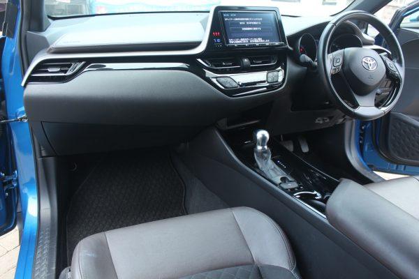 Toyota CHR 2017 40,000 Kms - Image 5