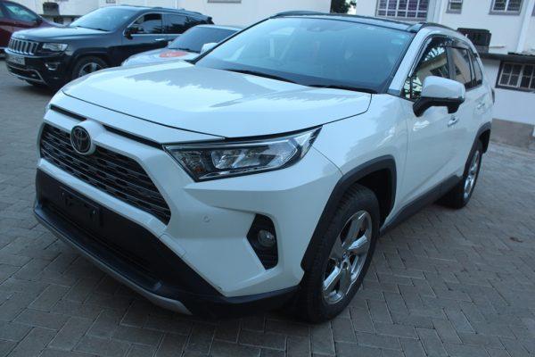 Toyota Rav4 2019, 90,000 Kms - Image 2