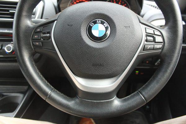 BMW 118i 2016 - Image 10