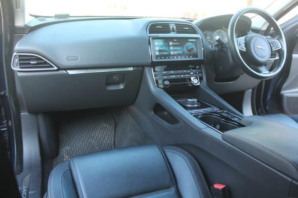 Jaguar F Pace Alloys 2017 Leather Sunroof 74,000 Kms - Image 5