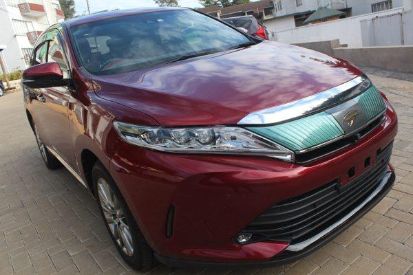 Toyota Harrier Premium 2.0 Leather Sunroof 57,000 Kms