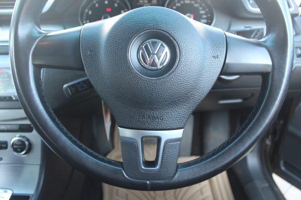 Volkswagen Passat Variant 2012 95,000 Kms - Image 10