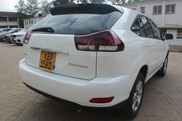 Toyota Harrier 240G Model 2004 150,000 Kms - Image 3