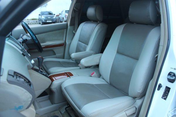 Toyota Harrier 240G Model 2004 150,000 Kms - Image 10