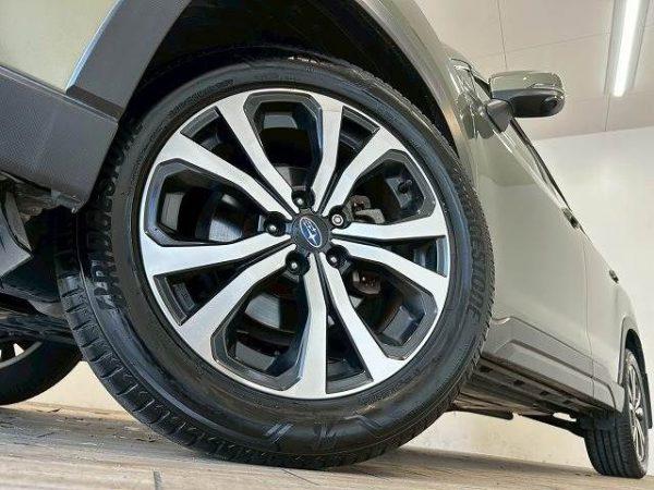 Subaru Forester Premium 2.5l Alloys Roof rails, Spoiler, Leather 2018 32,000 Kms (SOLD!) - Image 4