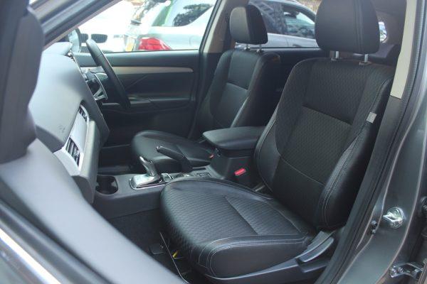 Mitsubishi Outlander PHEV 2015, 70,000 Kms - Image 15