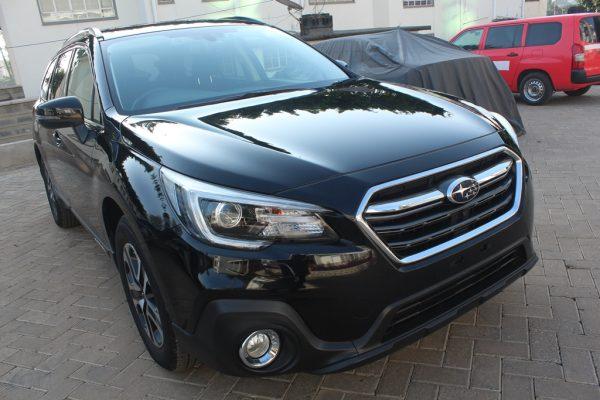 Subaru Outback BS9 Black 2017 77,000 Kms