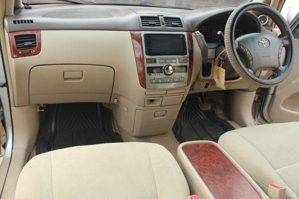 Toyota Ipsum Silver 2004 - Image 5
