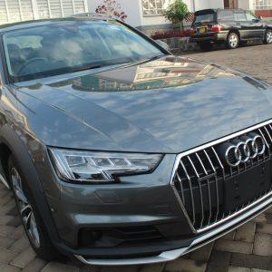 Audi A4 All Road Quattro Beige Leather Panaromic Sunroof 2018 60,000 Kms
