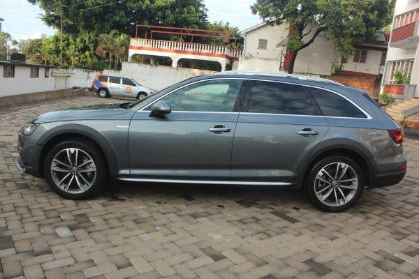 Audi A4 All Road Quattro Beige Leather Panaromic Sunroof 2018 60,000 Kms - Image 5