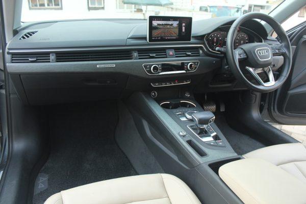 Audi A4 All Road Quattro Beige Leather Panaromic Sunroof 2018 60,000 Kms - Image 9
