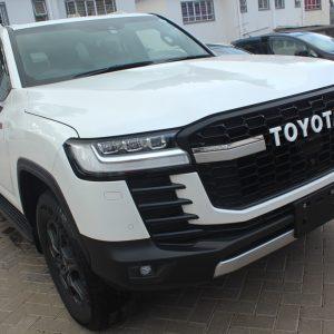 Toyota Landcruiser GR Sport Diesel 2021, 2,000 Kms