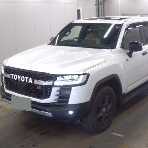 Toyota Landcruiser GR Sport Diesel 2021, 2,000 Kms
