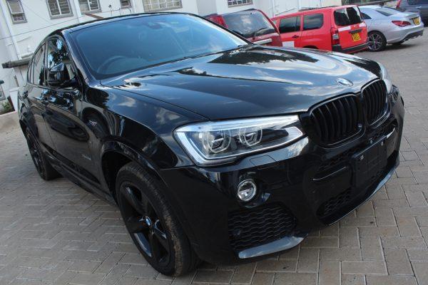 BMW X4 X28i M Sport 2018 Leather Sunroof 39,000 Kms