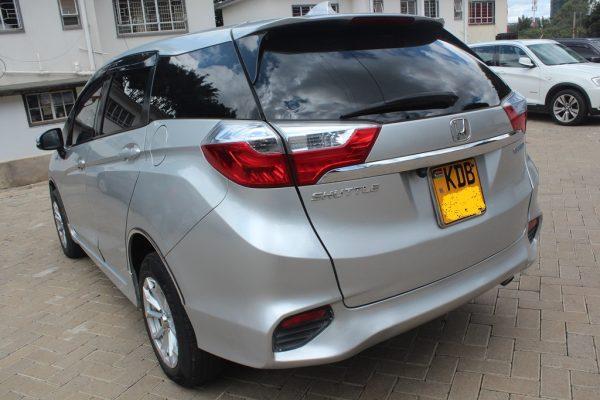 Honda Fit Shuttle hybrid 2015 Alloys 250,000 Kms - Image 4