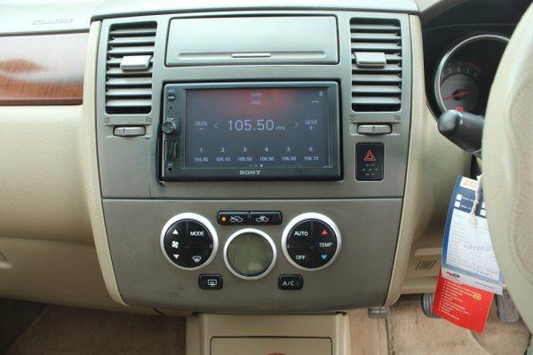 Nissan Tilda Latio 2006 Alloys 148,000 Kms - Image 6