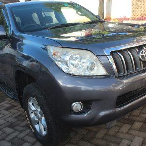 Toyota Landcruiser Prado TX Alloys 7 Seater, 2009, 200,000 Kms