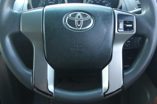 Toyota Landcruiser Prado TX Alloys 7 Seater, 2009, 200,000 Kms - Image 9