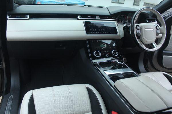 Range Rover Velar D300 SE 2017 Diesel Leather Sunroof 90,000 Kms - Image 5