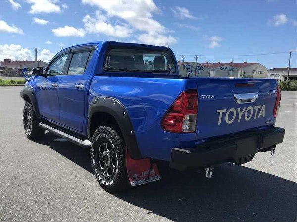 Toyota Hilux Double Cabin Pickup 2018 Alloys Body kit Lift kit Bull bar F/R 70,000 Kms - Image 4