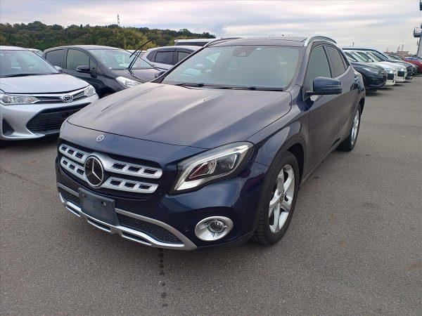 Mercedes Benz GLA 220 4 Matic Leather 4WD Harman Kardon 2018 60,000 Kms - Image 2