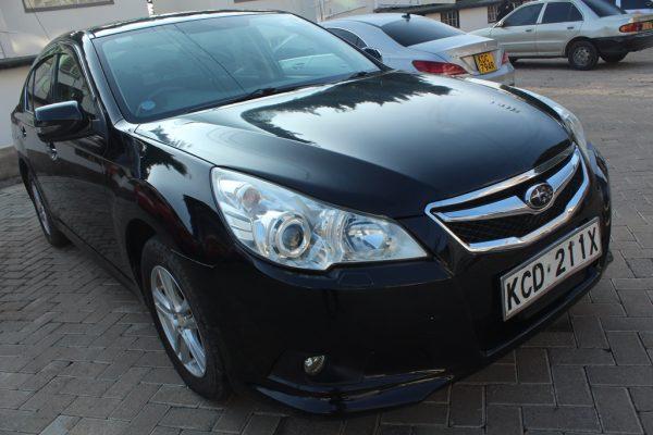 Subaru Legacy B4 AWD 2010 95,000 Kms