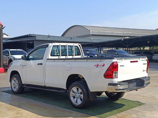 Toyota Hilux Revo 2800cc Single cab 4WD pickup 2018 130,000 Kms (SOLD!) - Image 4