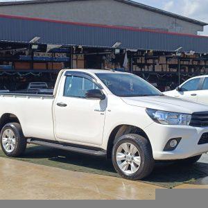 Toyota Hilux Revo 2800cc Single cab 4WD pickup 2018 130,000 Kms (SOLD!)
