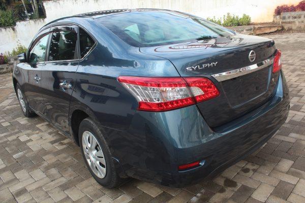 Nissan Sylphy 2018 35,000 Kms - Image 4
