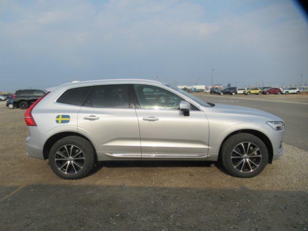 Volvo XC60 D4 AWD Inscription Leather Sunroof 2018 44,000 Kms (SOLD!) - Image 4